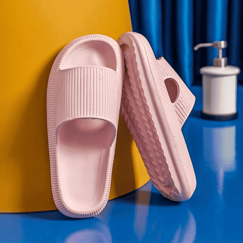 StrideOn Women Flops™